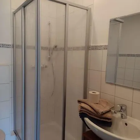 Super Gemuetliche, Helle Eckwohnung Unter Reet